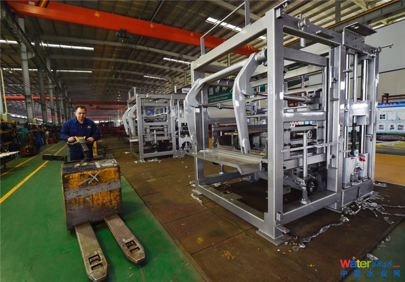 37գڸʡϰȺC(j)е޹˾Ĺһ_͸ˮuC(j)C(j)I(y)